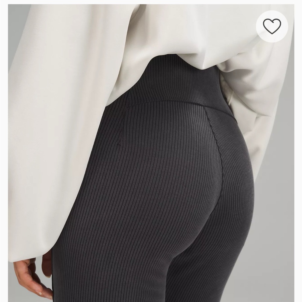 Lululemon Athletica Charcoal Cropped Pants - Picture 3 of 4